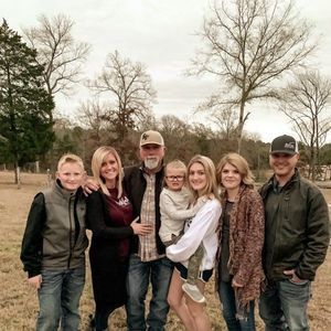 Meet your Posher, Casey